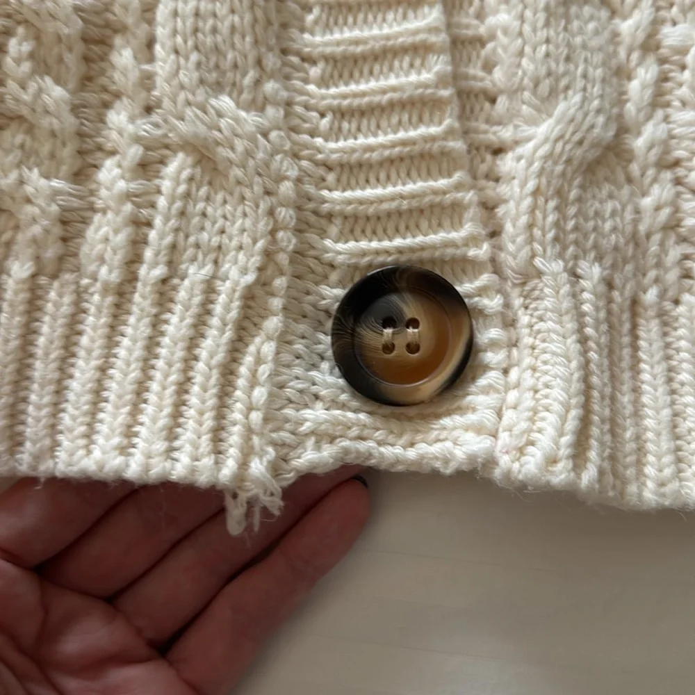 Taylor Swift Red Cardigan - Picture 5 of 7